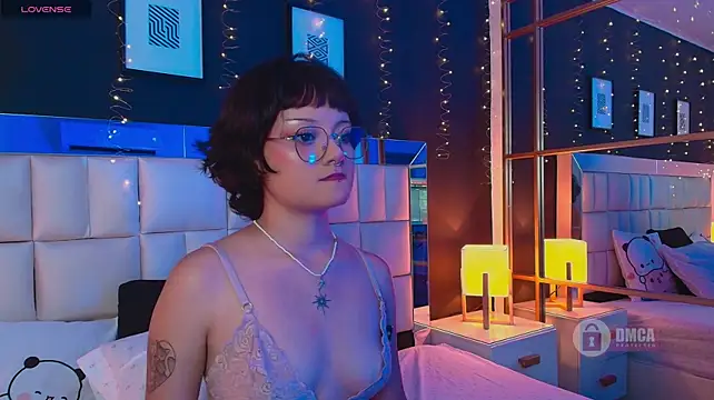 miila_stone webcam