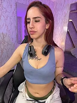 Elodiee_Roussee webcam
