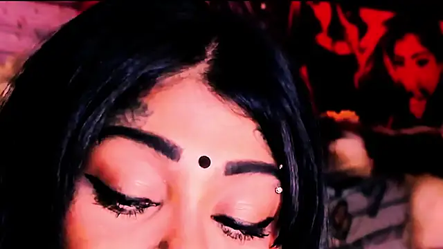 indian_dreamgirl live cam on StripChat