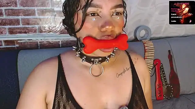 emma_bdsm_