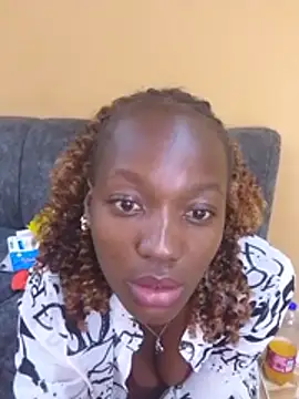 queenpee254