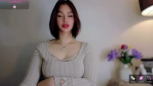 Anna_HollyDoll