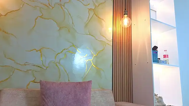 Mara_Bigboobs