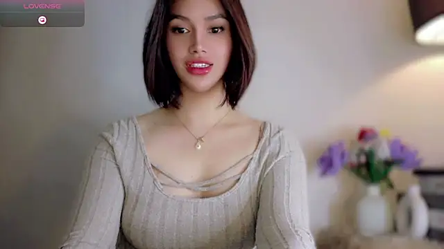 Anna_HollyDoll