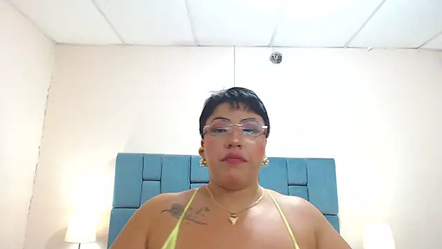 LeahMillerr webcam