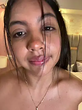 nicole_fisherr webcam