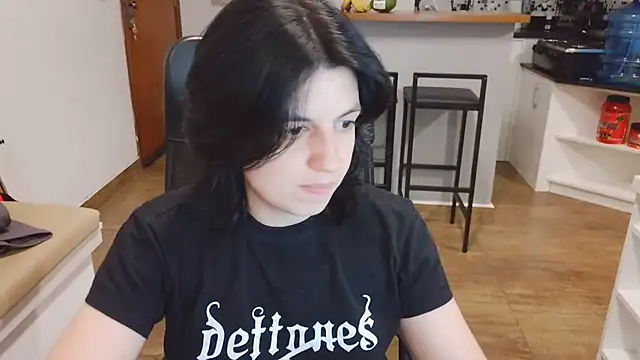 kyslrana live cam on StripChat