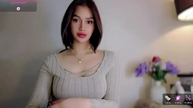 Anna_HollyDoll
