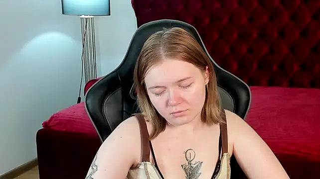 ElinaVale