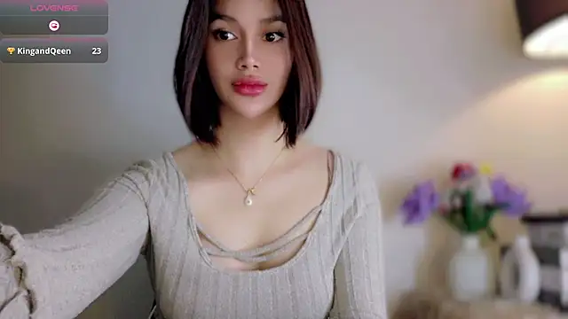 Anna_HollyDoll