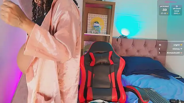 CamiilaReyes live sex cam