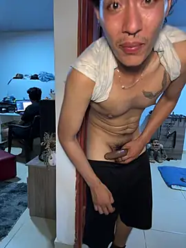 TonnyBottom