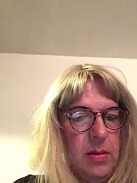 simone_xdressing