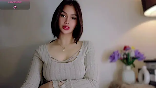 Anna_HollyDoll