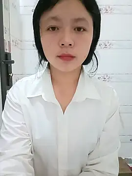 lisa-bae00