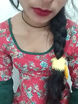 hot_riya_999's live room