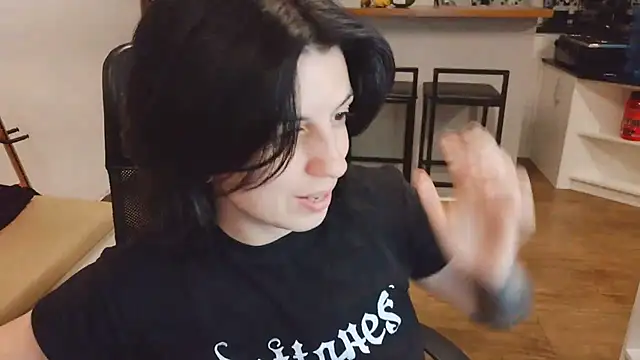 kyslrana live cam on StripChat
