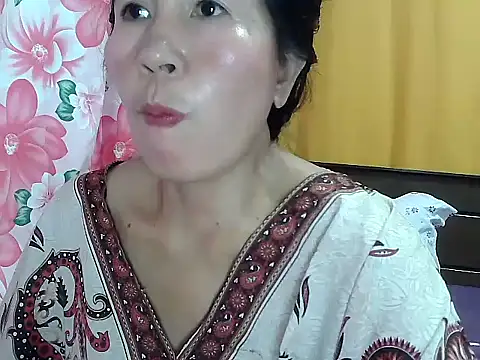 Elara8309 live cam