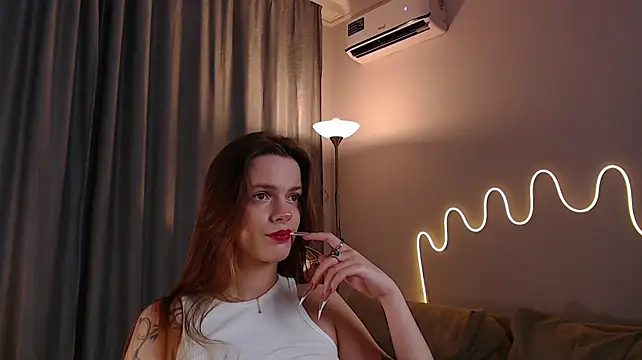 Alice_Liddelll webcam
