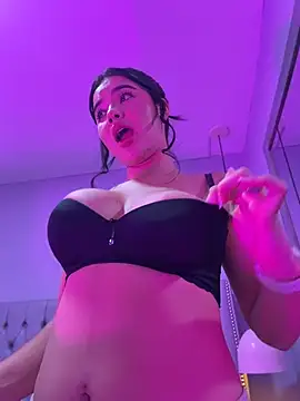 Ariana_Falagan