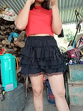 Thitay001 live cam on StripChat