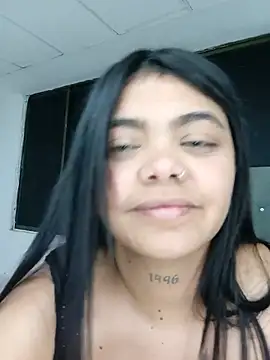 luxuryluna live cam on StripChat