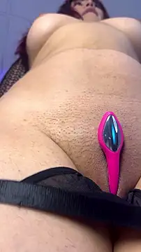 Scarleett02_ live cam on StripChat
