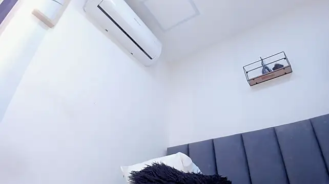sam_doll_ webcam
