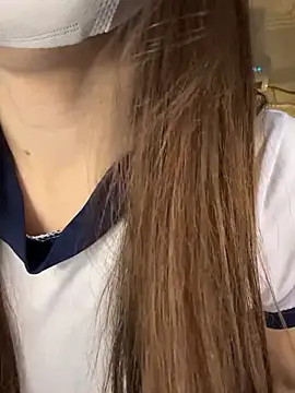 _xiaoxinxin_ (F young) - 脱光光直播10分钟