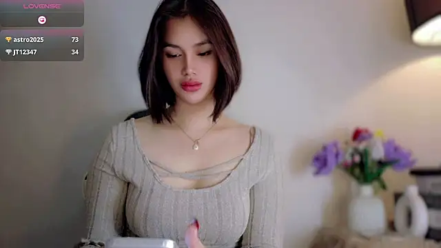 Anna_HollyDoll