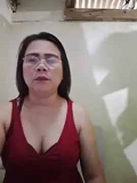 erma_joy live cam on StripChat