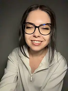 KaylaLewyss live cam on StripChat