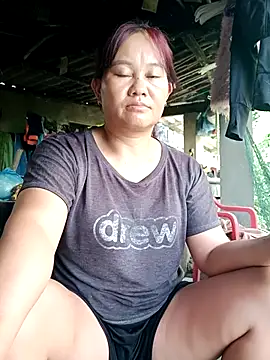 GinieBaby live cam on StripChat