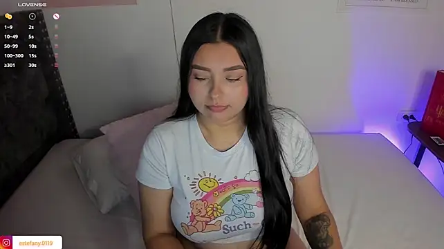 estefany09_ live cam on StripChat
