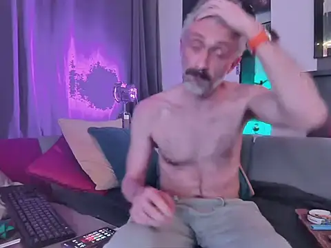 cl0udfuckinGwiThyouruncle