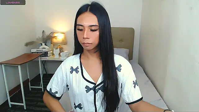 scarlet_smith7 live cam on StripChat