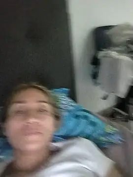 isaa- live cam on StripChat
