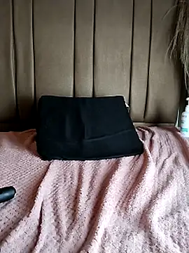 chloe_latin__