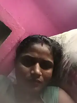 Mahi_902 live cam on StripChat