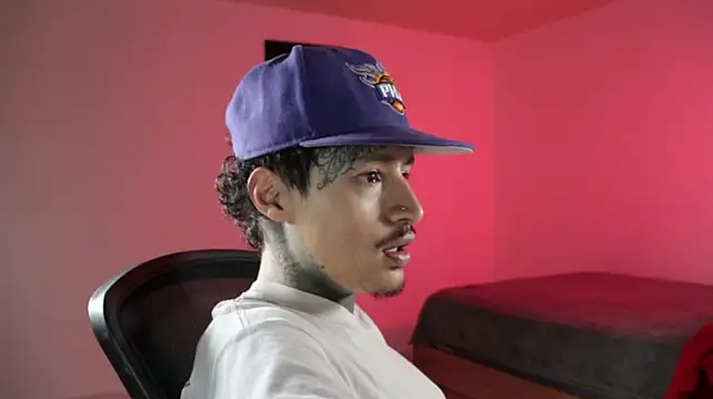 trieone webcam