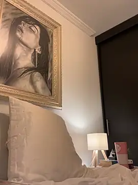 Mau_White live cam