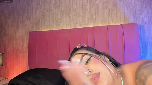 Kendra_kobein webcam