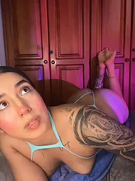 KaditaNavarro webcam