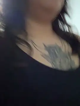 miacanela_xo