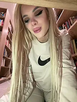 AlyssaFoxx_