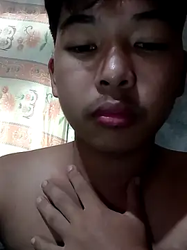 hot_asian_man webcam