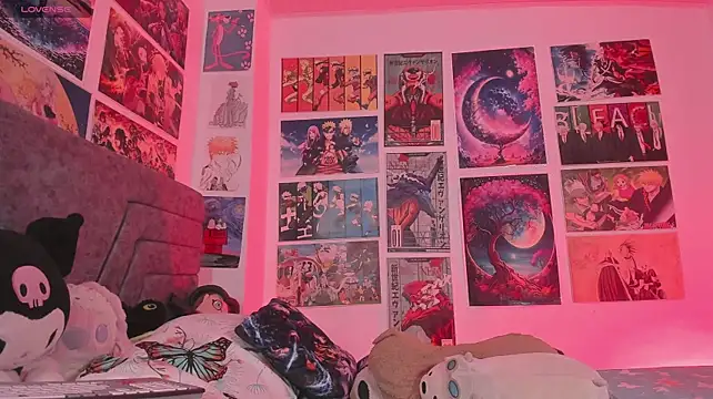 MissCurvyTop live cam on StripChat