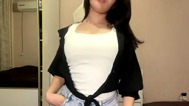 Ledi_Asthik