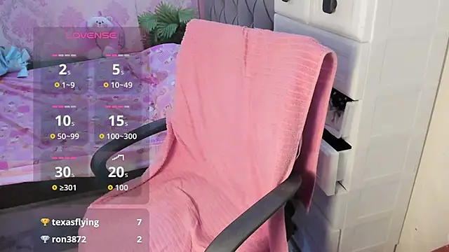 Mica_Jones