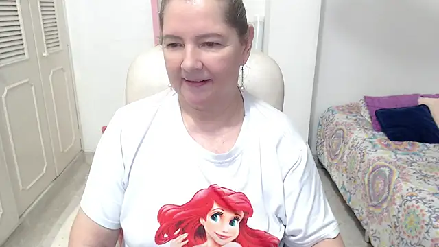 leonela_69 webcam